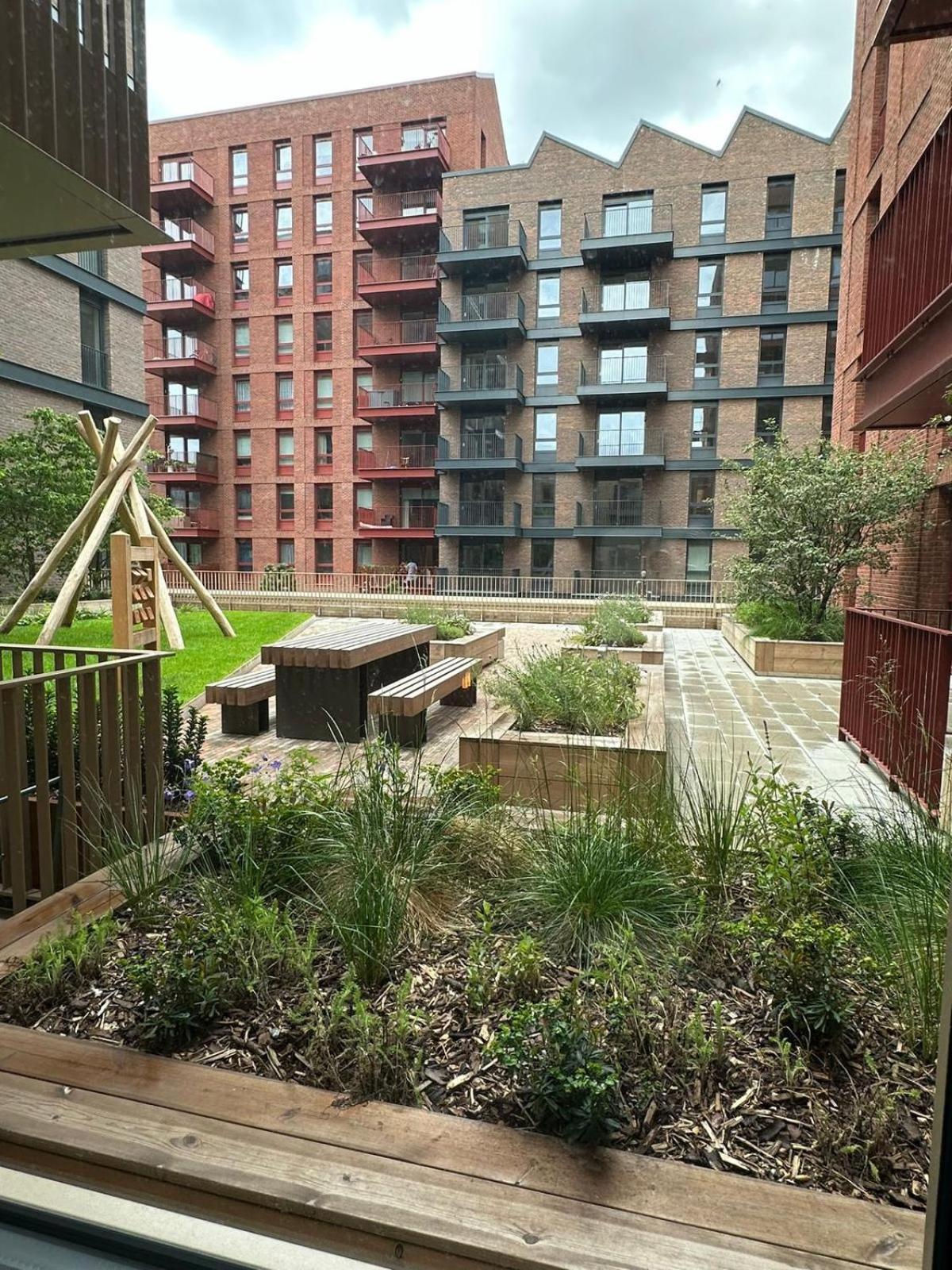 Appartamento Luxurious And Cozy 1 Bedroom Flat With Netflix - Near Canary Wharf And O2 *